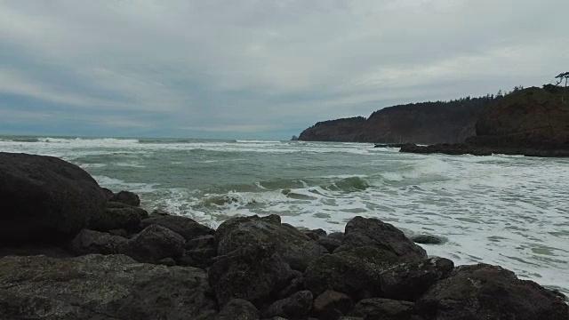 海浪撞视频素材