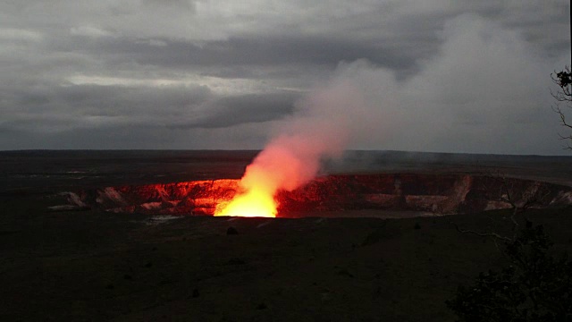 基拉韦厄火山喷气孔《暮光之城》视频素材