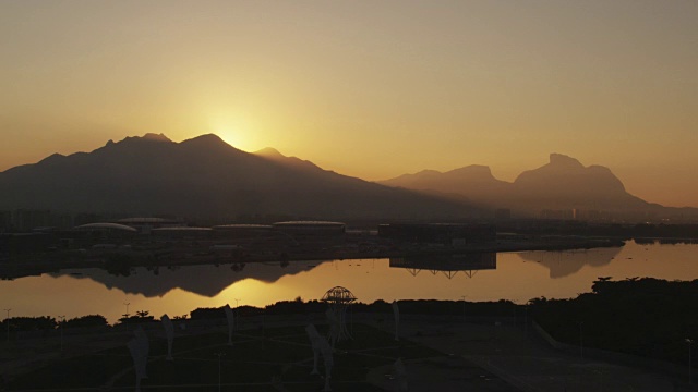 Barra da Tijuca在里约热内卢里约热内卢报道视频素材