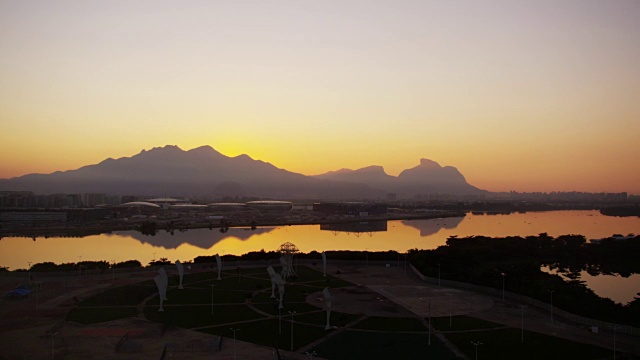 Barra da Tijuca在里约热内卢里约热内卢报道视频素材