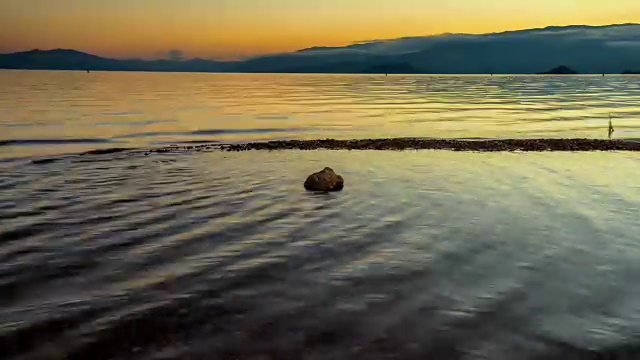 沙漠日出鹤拍摄视频素材