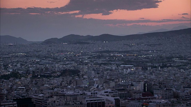 夕阳西下，希腊雅典的全景。视频素材