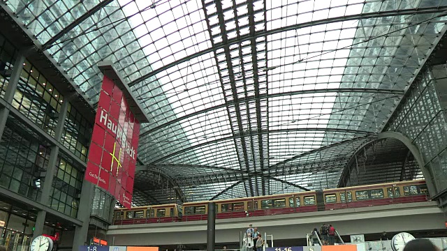 Hauptbahnhof,柏林视频素材