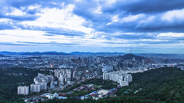 西大门古地区的昼夜城市景观视频素材