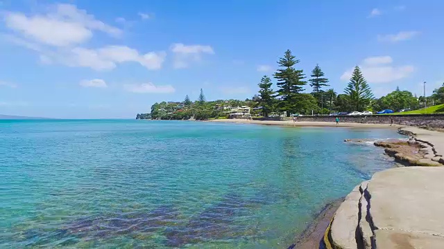 马兰吉湾的全景，以兰伊托岛为背景。视频素材