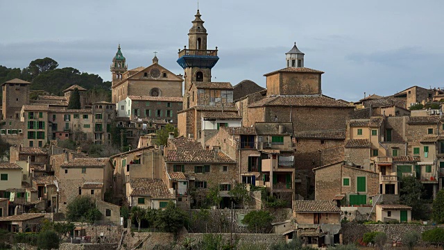 Valldemossa古城的景色视频素材