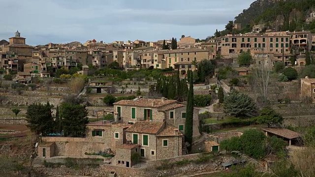 Valldemossa古城的景色视频素材