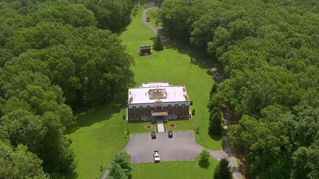 美国印第安纳州门罗县，湛泽岭跨宗教寺庙的藏蒙佛教中心视频素材