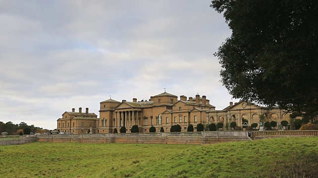 Holkham Hall，英国诺福克Holkham村18thC Palladian乡村住宅视频素材