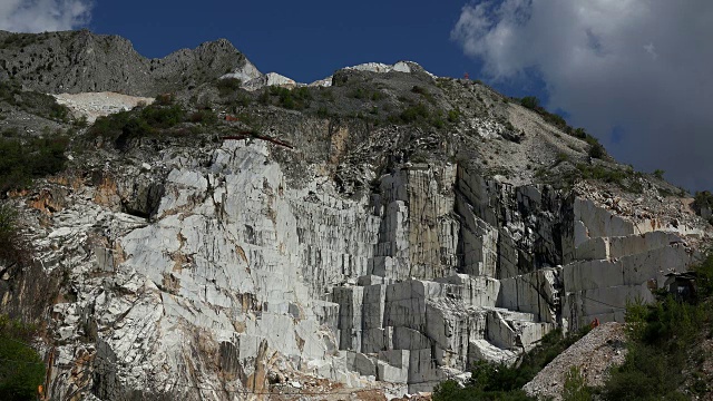 意大利托斯卡纳，阿普安阿尔卑斯山，卡拉拉，Colonnata附近的Fantiscritti大理石采石场视频素材