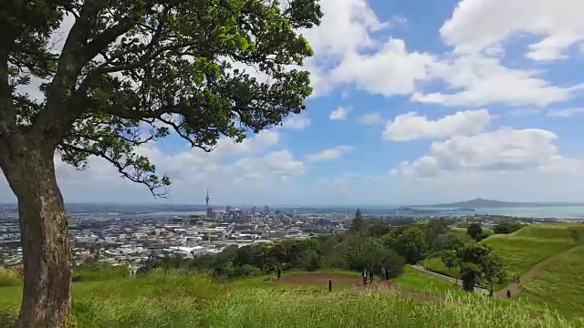 伊登山的奥克兰城市和朗伊托岛。视频素材