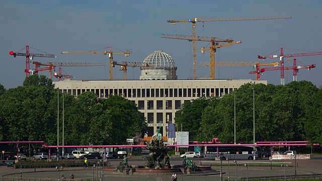 正在建设中的洪堡论坛，Schlossplatz，德国柏林视频素材