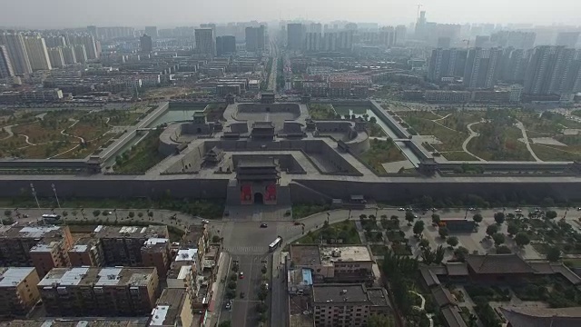 中国山西大同市城墙鸟瞰图视频下载