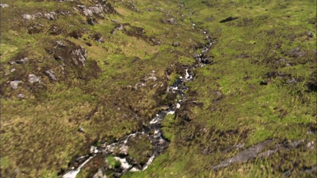 英国苏格兰Moidart山溪上空视频素材