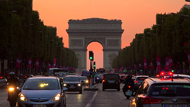 大道园路É里斯è,Arc de Triomphe搭船,巴黎,法国,法国视频素材