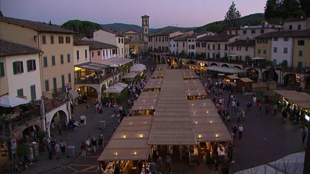 马特奥蒂广场(Matteotti Square)夜景视频素材