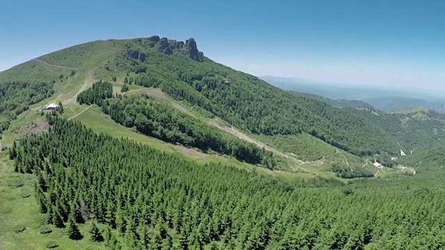 美丽的山峦，鸟瞰图视频素材