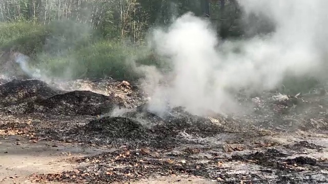 垃圾焚烧，空气污染视频素材