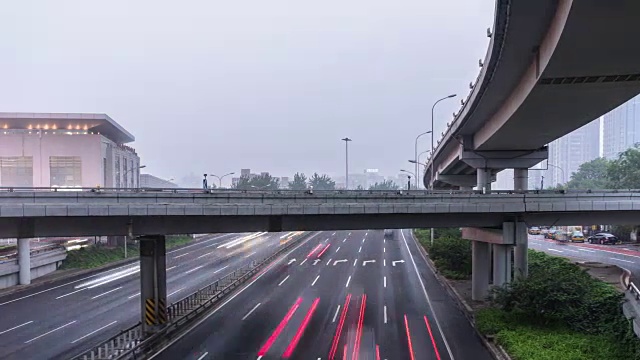 北京高架路交通繁忙。间隔拍摄视频素材