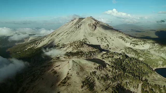 加州北部的拉森山视频素材