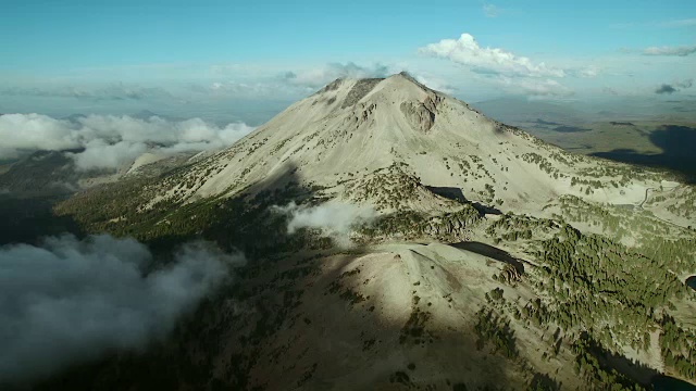 从空中看拉森山视频素材