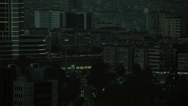 夜晚的伊斯坦布尔城市景观视频素材