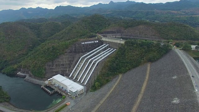 泰国北碧府的斯利那加林德大坝鸟瞰图视频素材