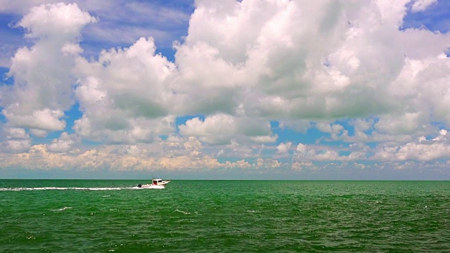 Cinemagraph Loop -船在热带海洋水视频素材