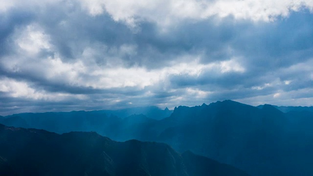 山上的延时云视频素材