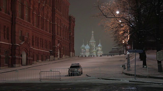 莫斯科红场上的夜雪视频下载