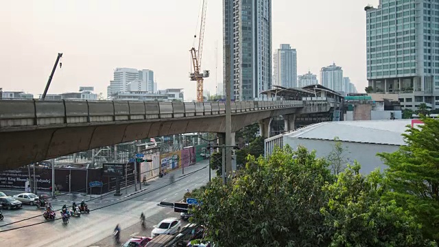 轻轨和建筑工地视频素材