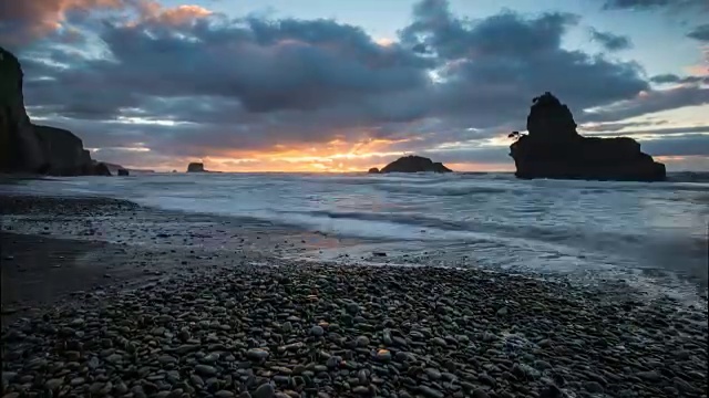 Punakaiki海滩，新西兰西海岸视频素材