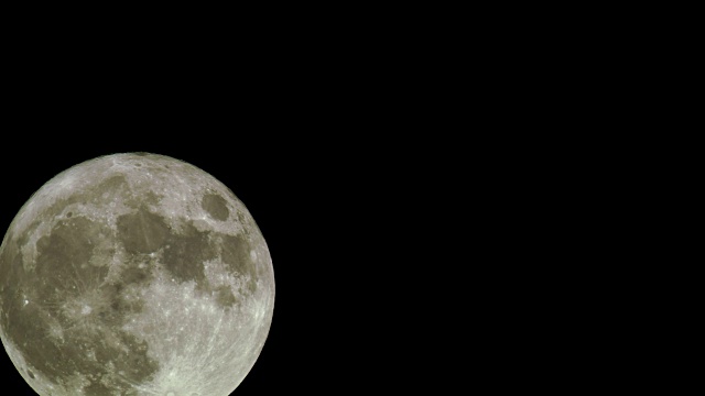 夜空中的满月视频素材