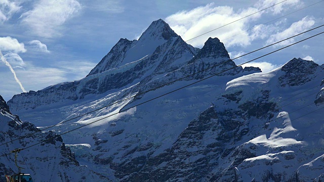 第一缆车和Schreckhorn, Grindelwald, Bernese Oberland，伯尔尼州，瑞士视频素材