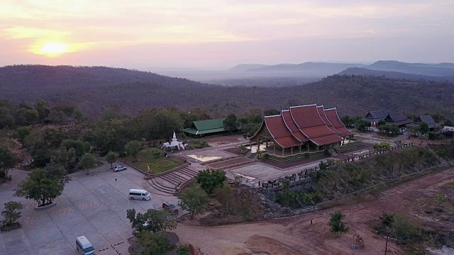 诗琳通佛寺鸟瞰图(佛寺)视频素材