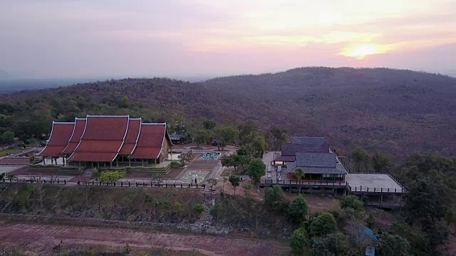 诗琳通佛寺鸟瞰图(佛寺)视频素材