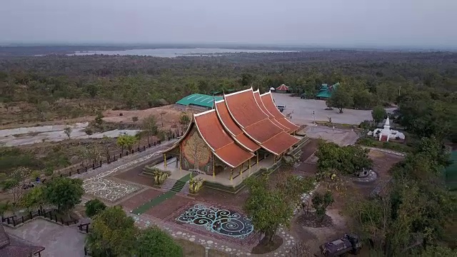 诗琳通佛寺鸟瞰图(佛寺)视频素材