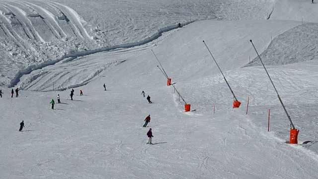 瑞士伯尔尼州，格林德沃，伯恩斯高地，克莱恩谢德格滑雪场视频素材