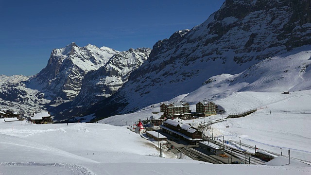 Kleine Scheidegg和Wetterhorn, Grindelwald, Bernese Oberland，伯尔尼州，瑞士视频素材