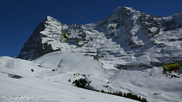 Wixi Ski Lift, Eiger and Mönch, Kleine Scheidegg, Grindelwald, Bernese Oberland，伯尔尼州，瑞士视频素材