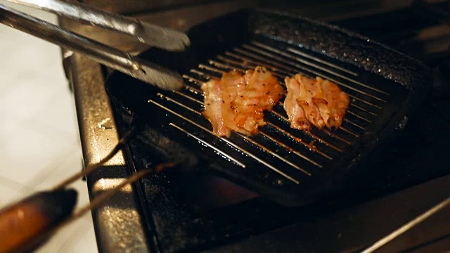 餐厅厨师准备食物视频素材