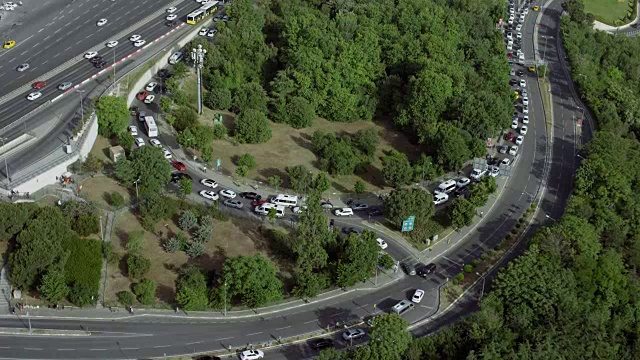 高速公路匝道交通减速视频素材