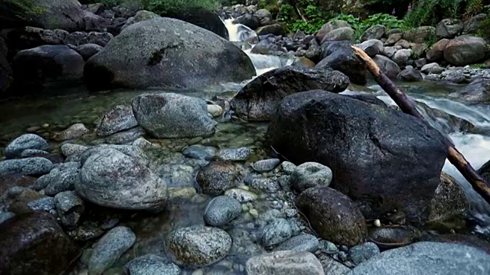 流在山视频素材