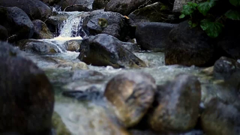 流在山视频素材