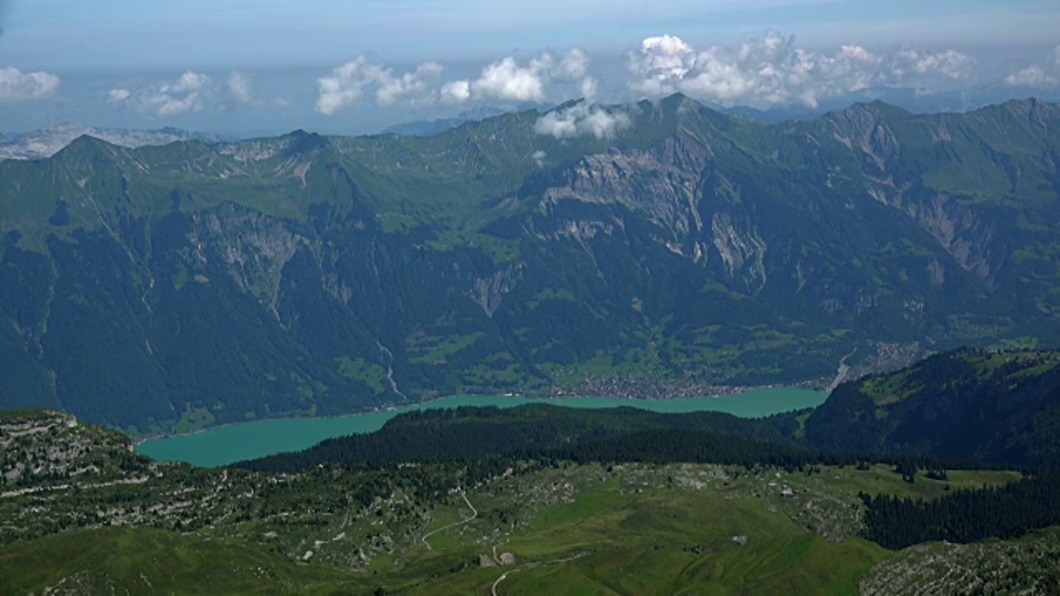 从Faulhorn到Lake Brienz，伯尔尼斯阿尔卑斯山，瑞士视频素材