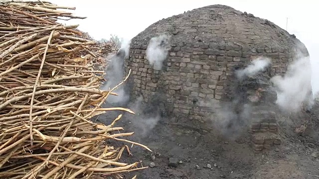 制作木炭(木煤)视频素材