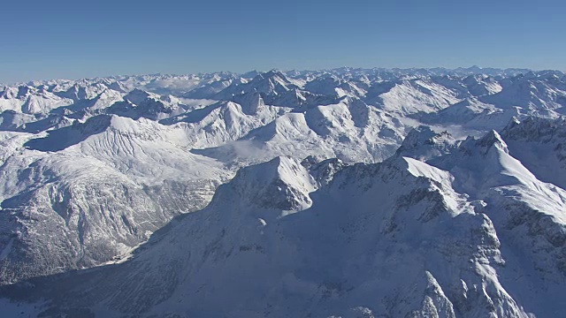 Arlberg - Lech 17的山口视频素材