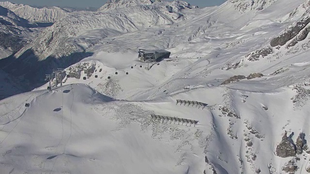 Arlberg -缆车旅程接近Lech 03视频素材