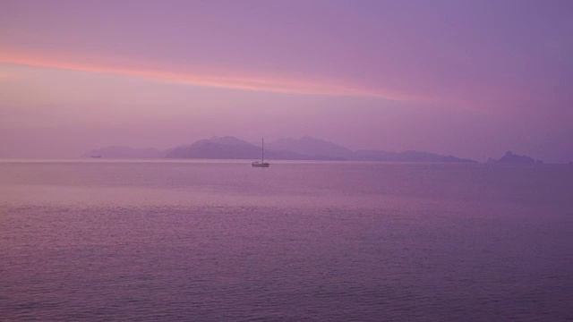 马来西亚安达曼海兰卡威岛热带海滩上的日落视频素材