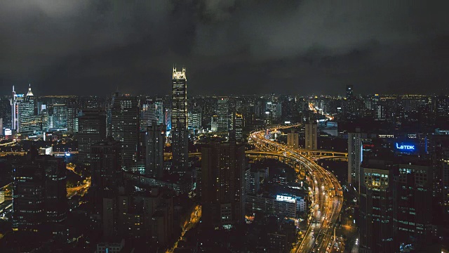 夜晚的上海天际线视频素材